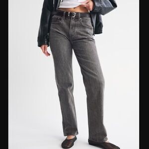 Abercrombie & Fitch The Vintage Straight High Rise Jean